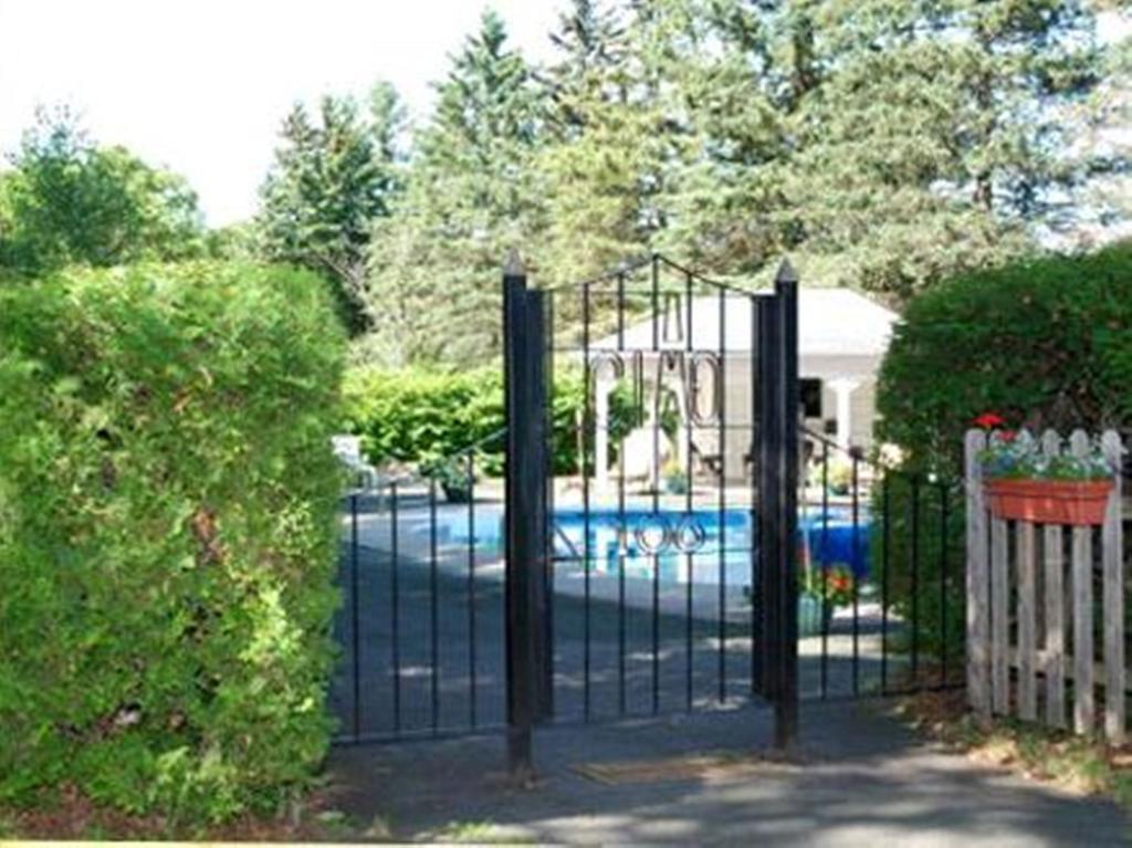 Domaine Les Boises Lee Farm S.A Bed & Breakfast Stanstead ภายนอก รูปภาพ