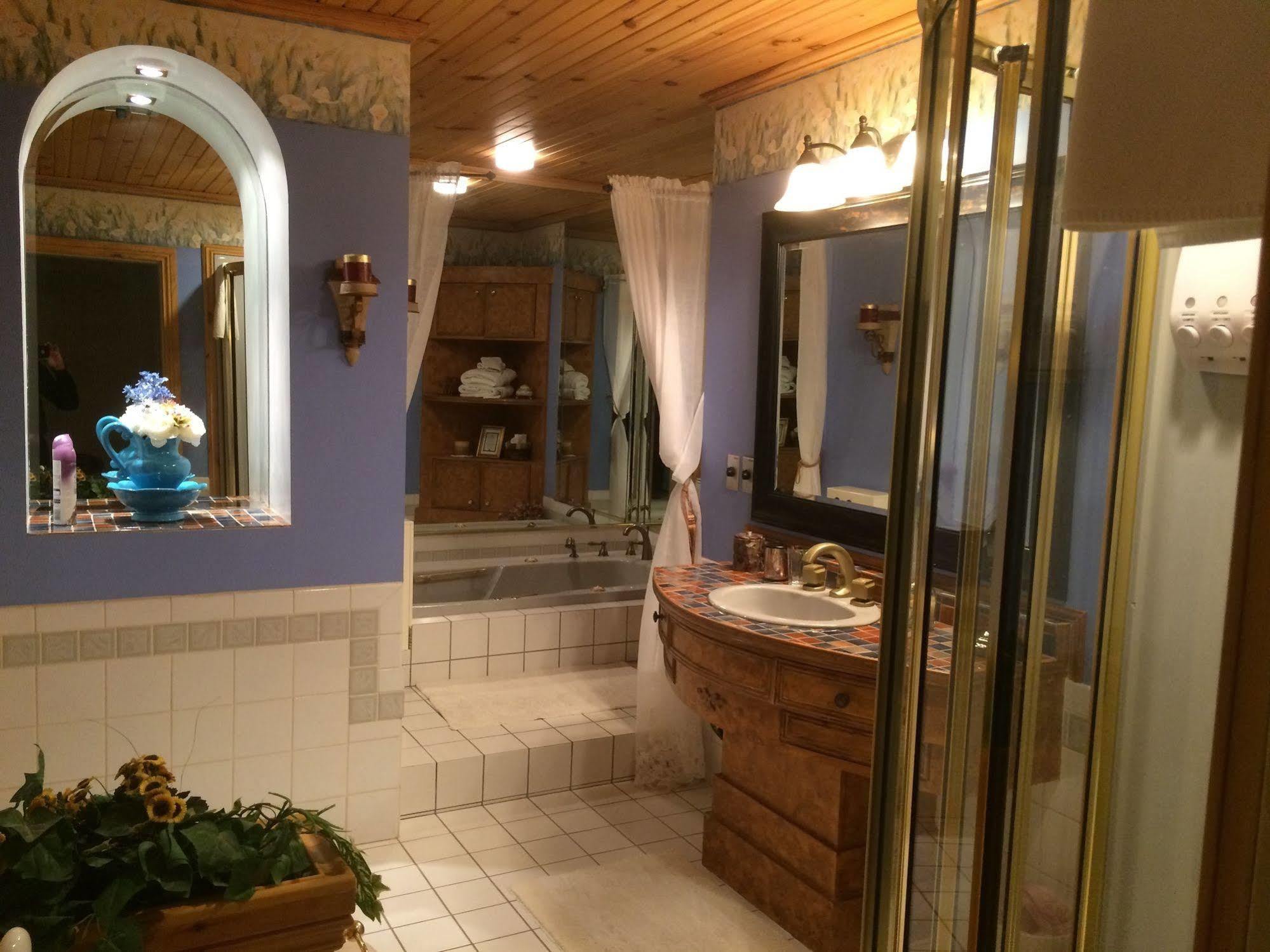Domaine Les Boises Lee Farm S.A Bed & Breakfast Stanstead ภายนอก รูปภาพ